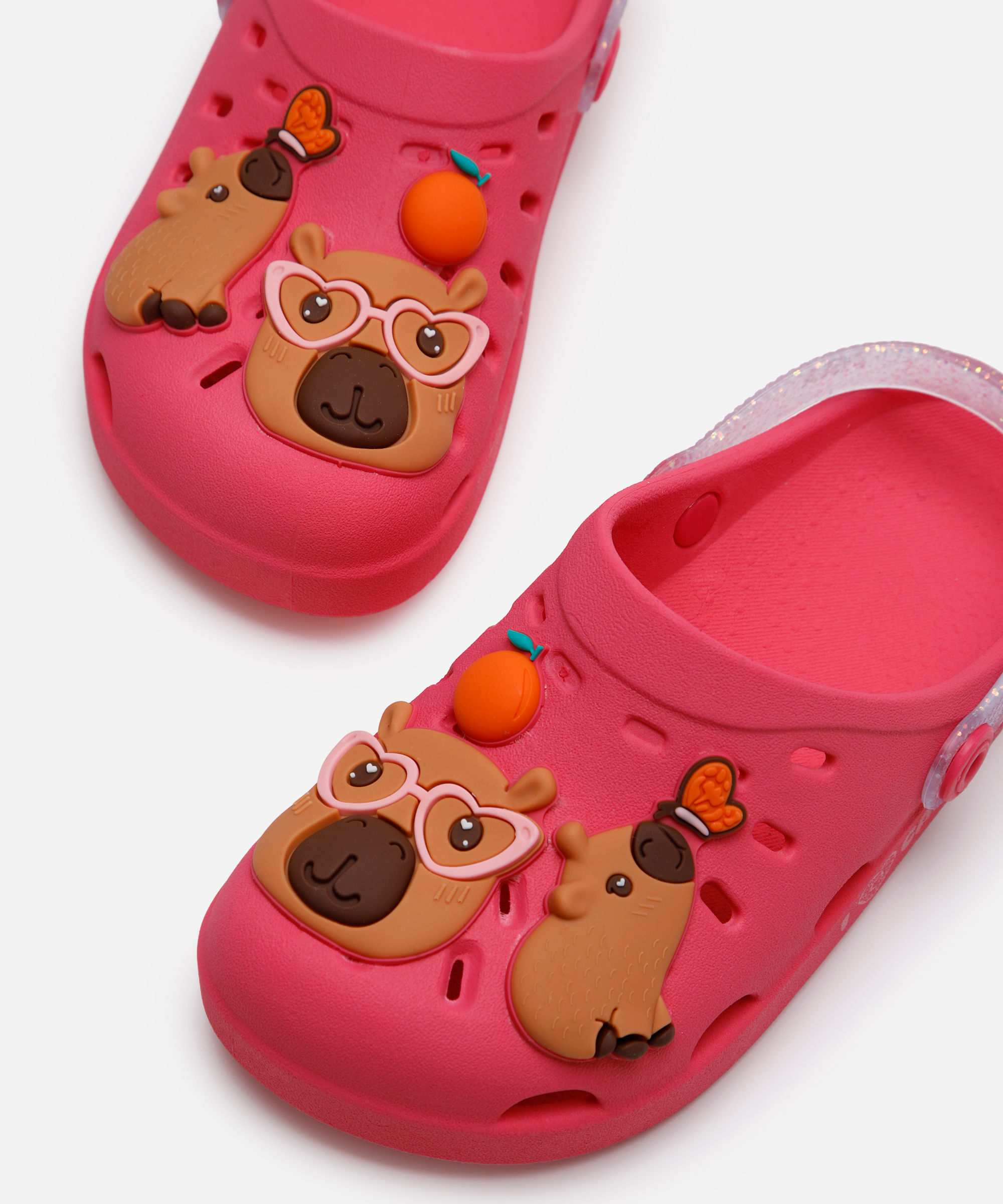 babuche infantil capivara com glitter rosa