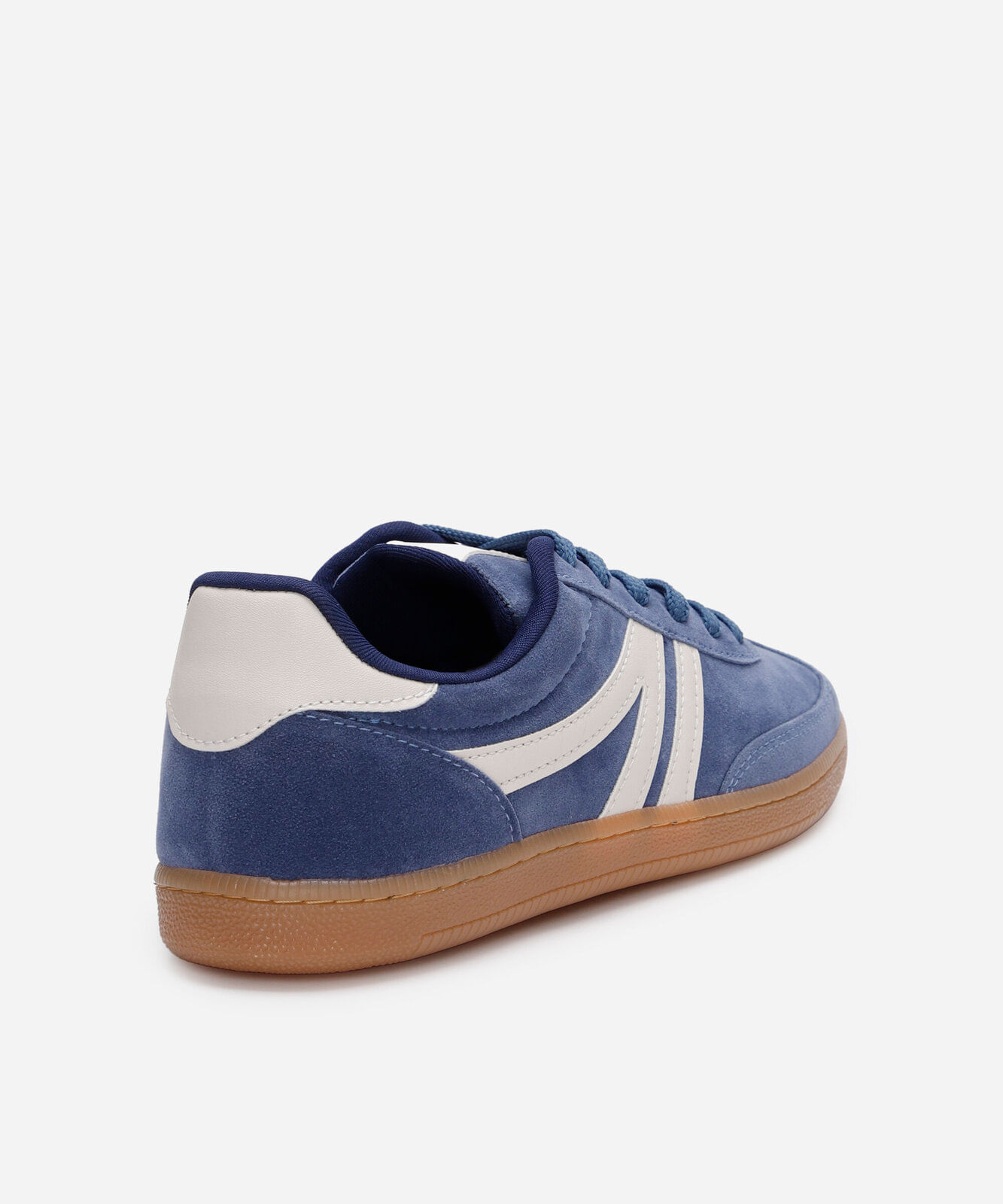 tênis casual com recortes bicolor azul