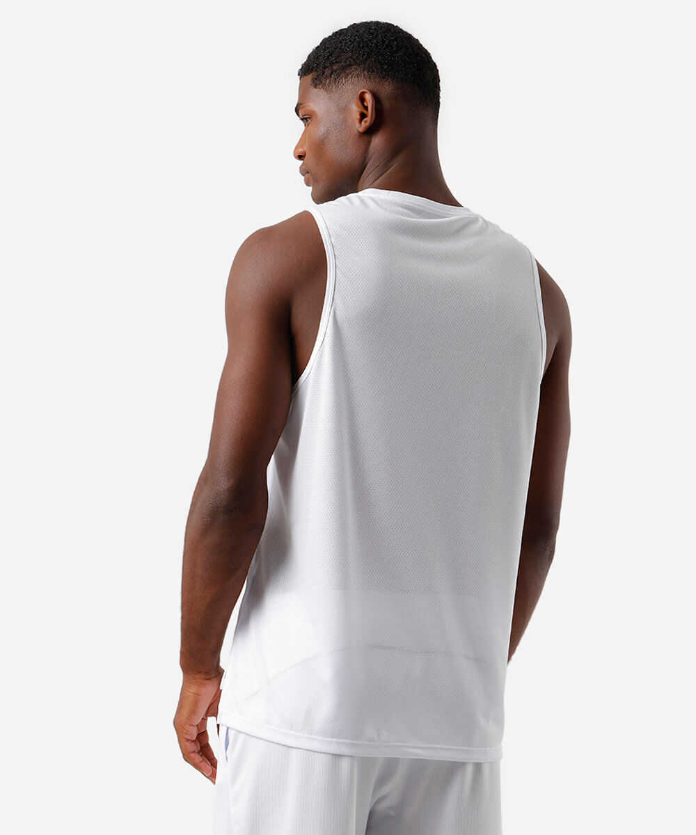 regata esportiva masculina com refletivos branca