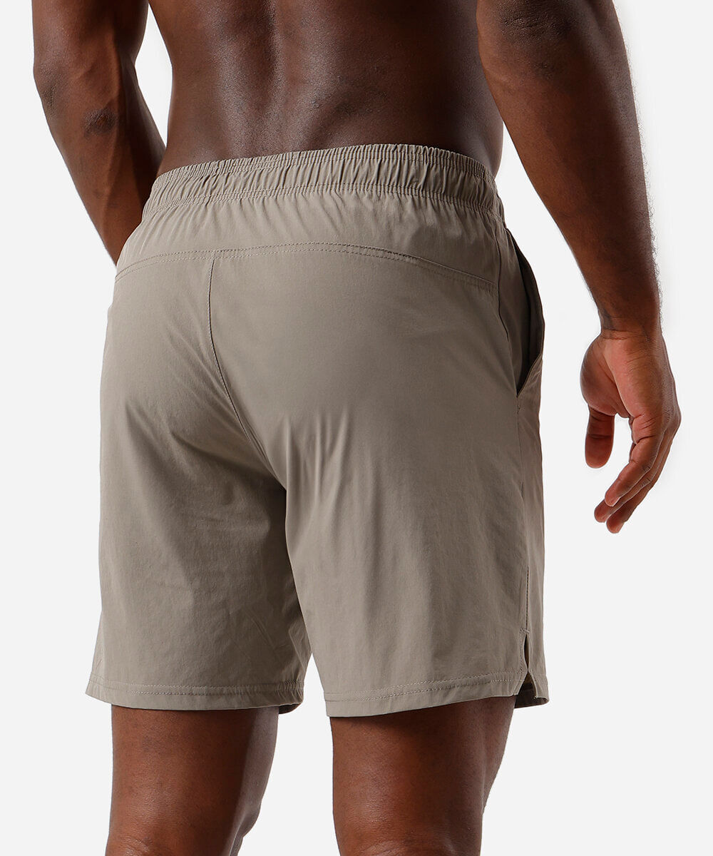 short masculino esportivo de poliamida marrom