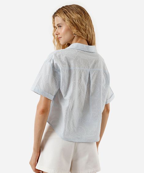 camisa feminina com algodão bordada azul