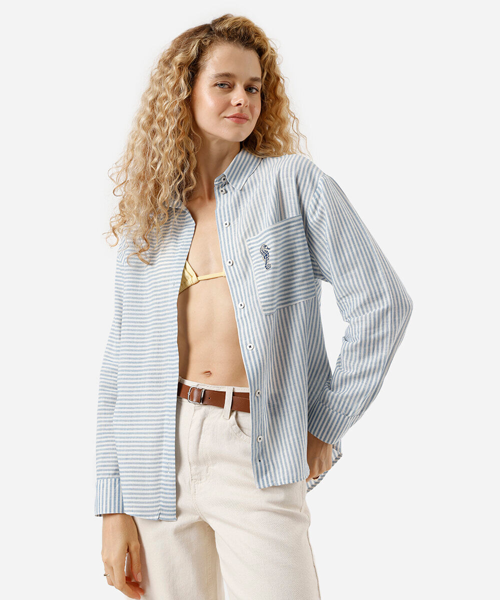 camisa oversized feminina de algodão com bolso bordado azul