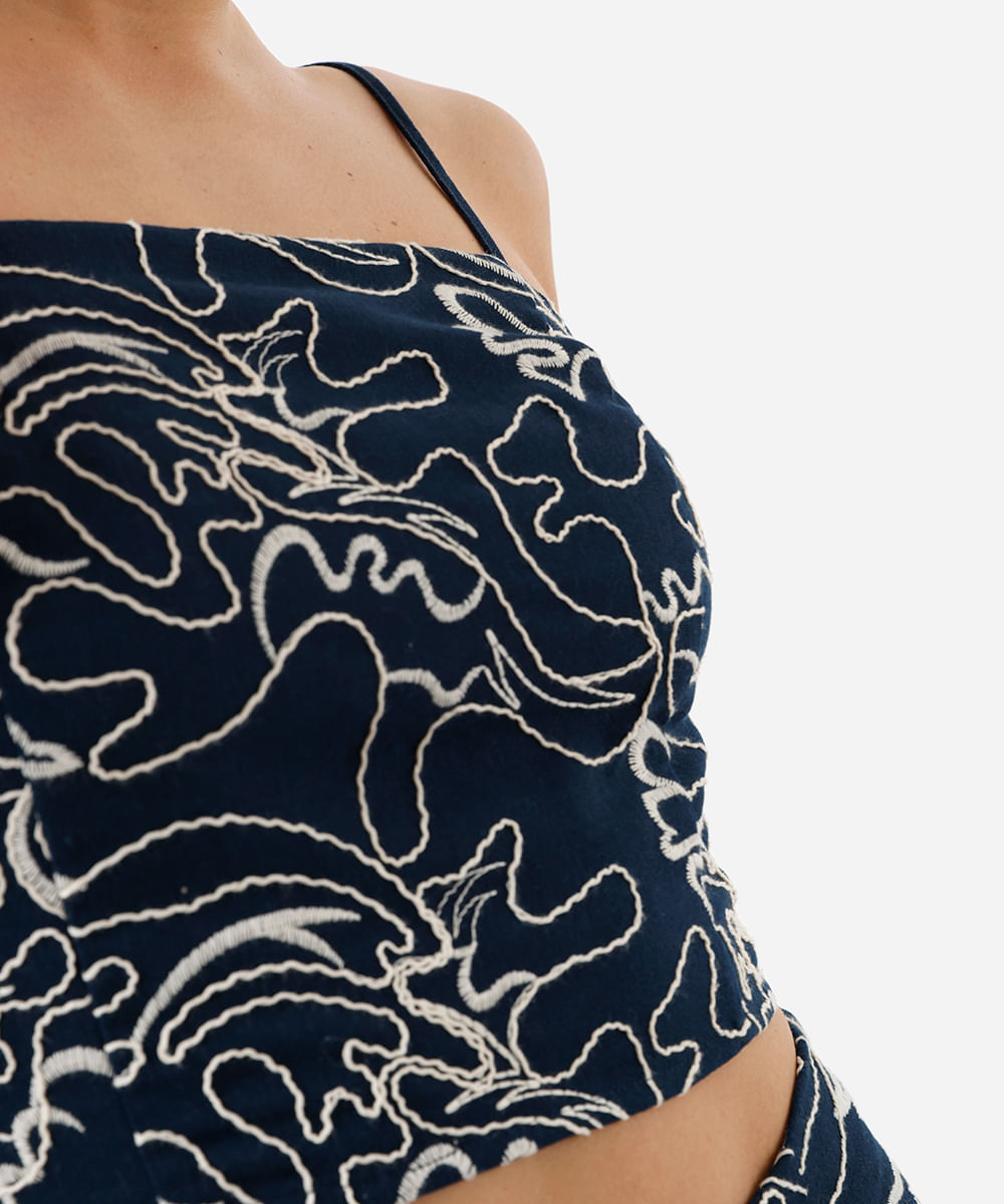 cropped alça fina feminino com linho bordado azul