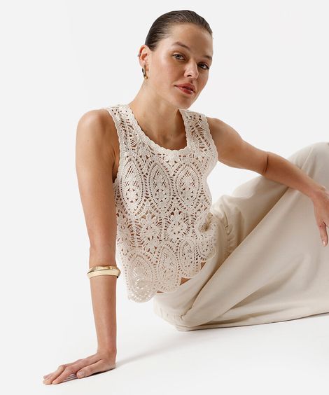 regata feminina de crochê floral off white