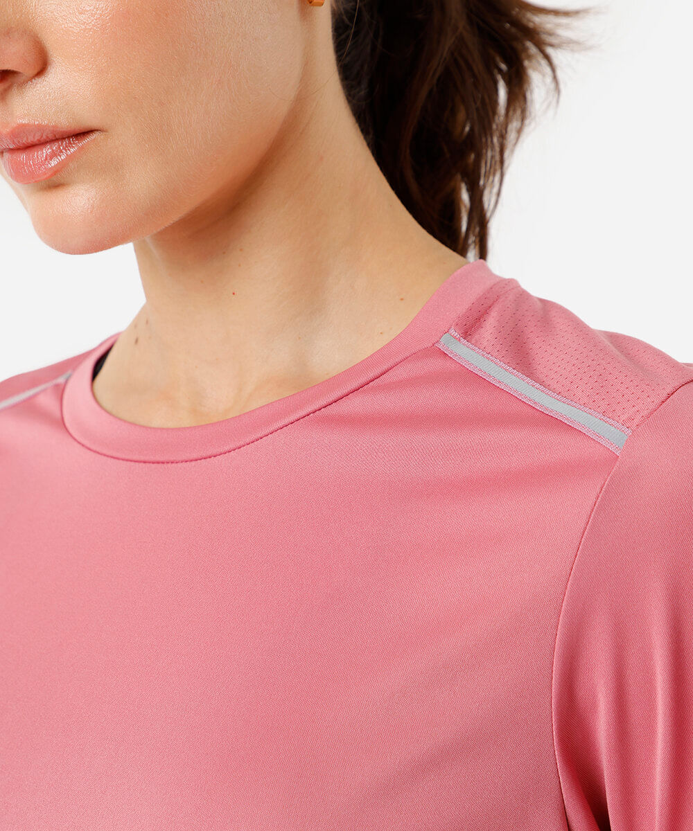 Camiseta feminina com refletivo no ombro - rosê