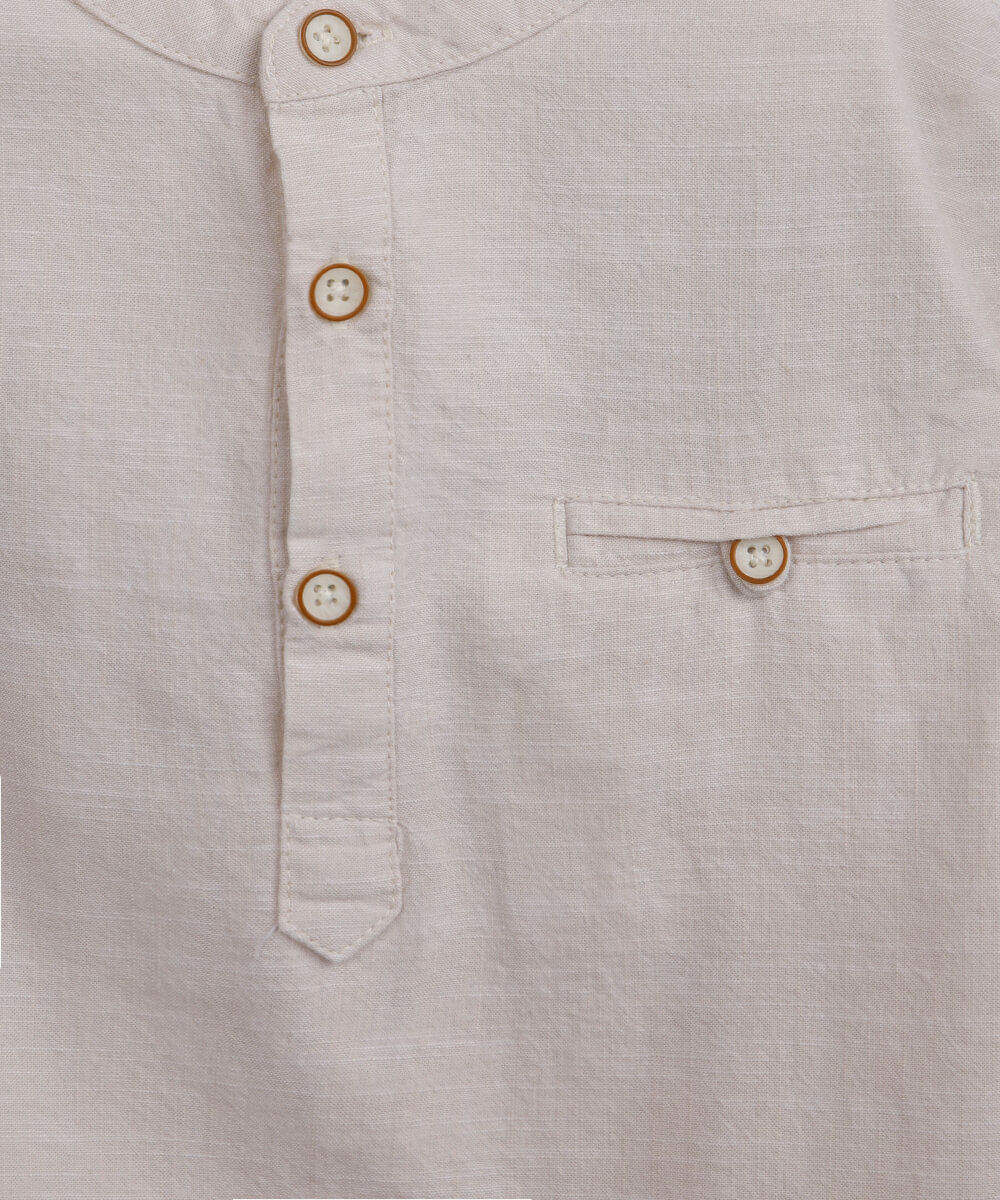 camisa infantil de algodão gola padre bege
