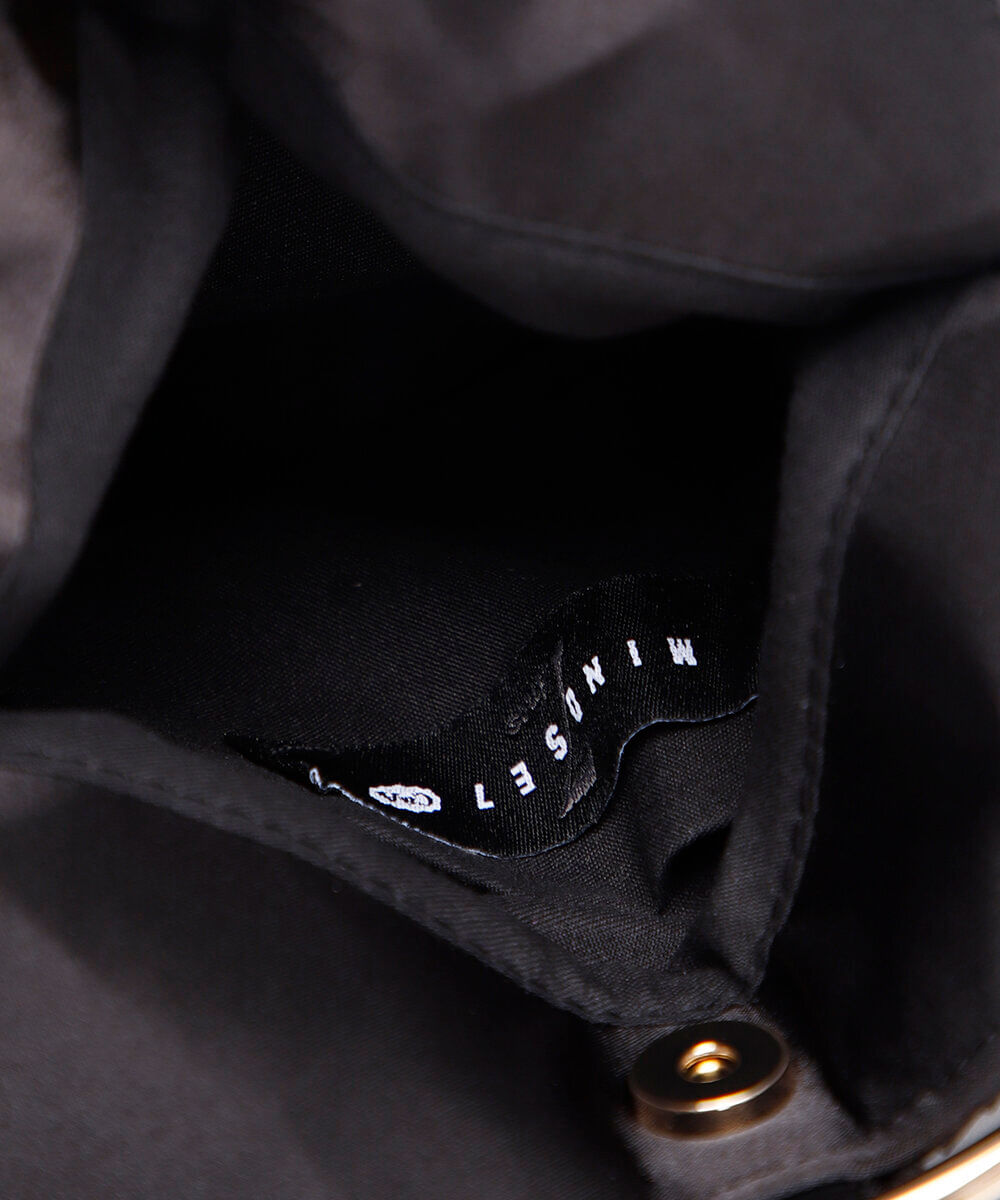 bolsa clutch plissada mindset preta