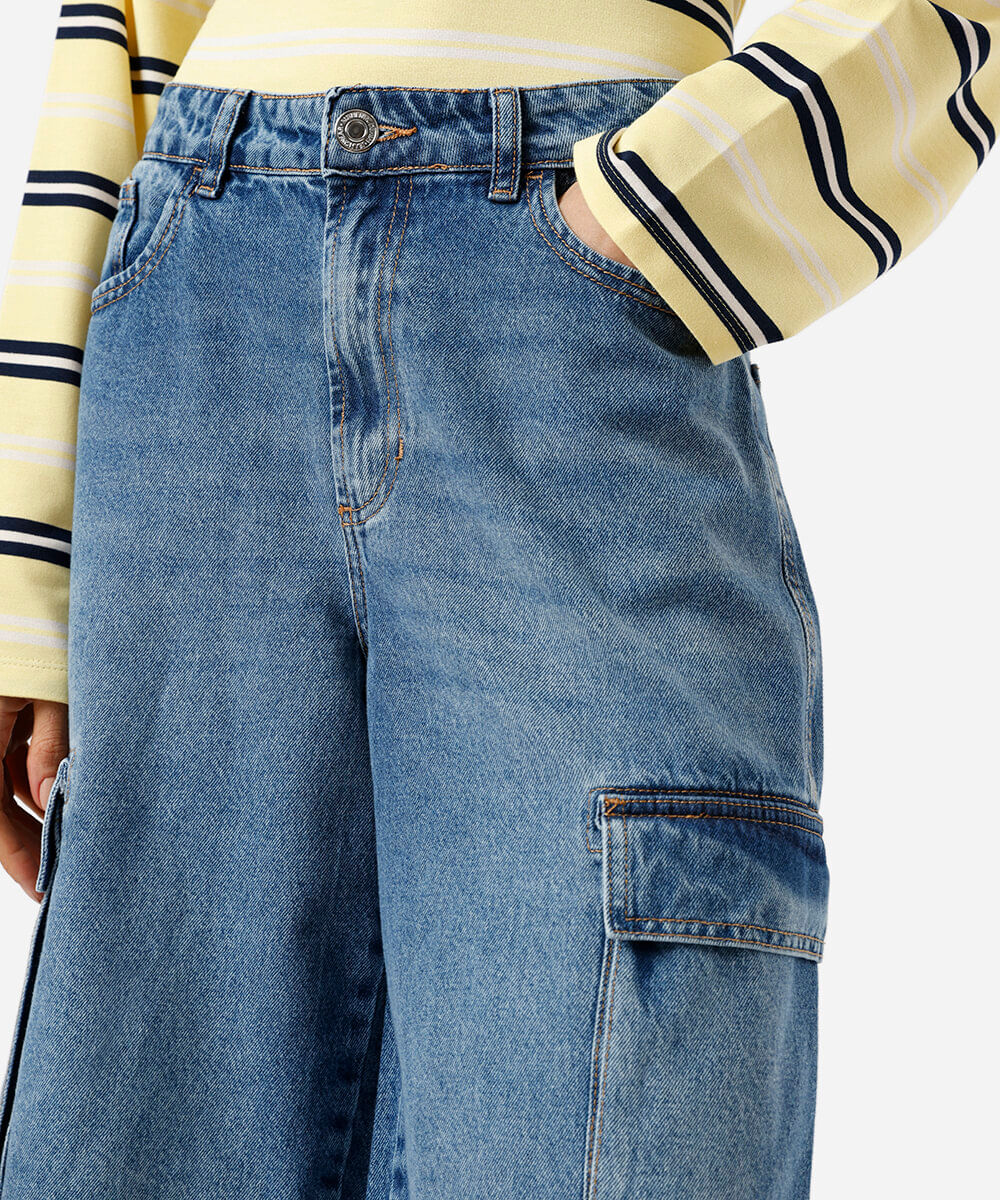 bermuda jorts feminina jeans com bolsos cargo azul