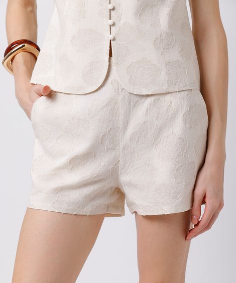 short feminino de jacquard floral mindset bege