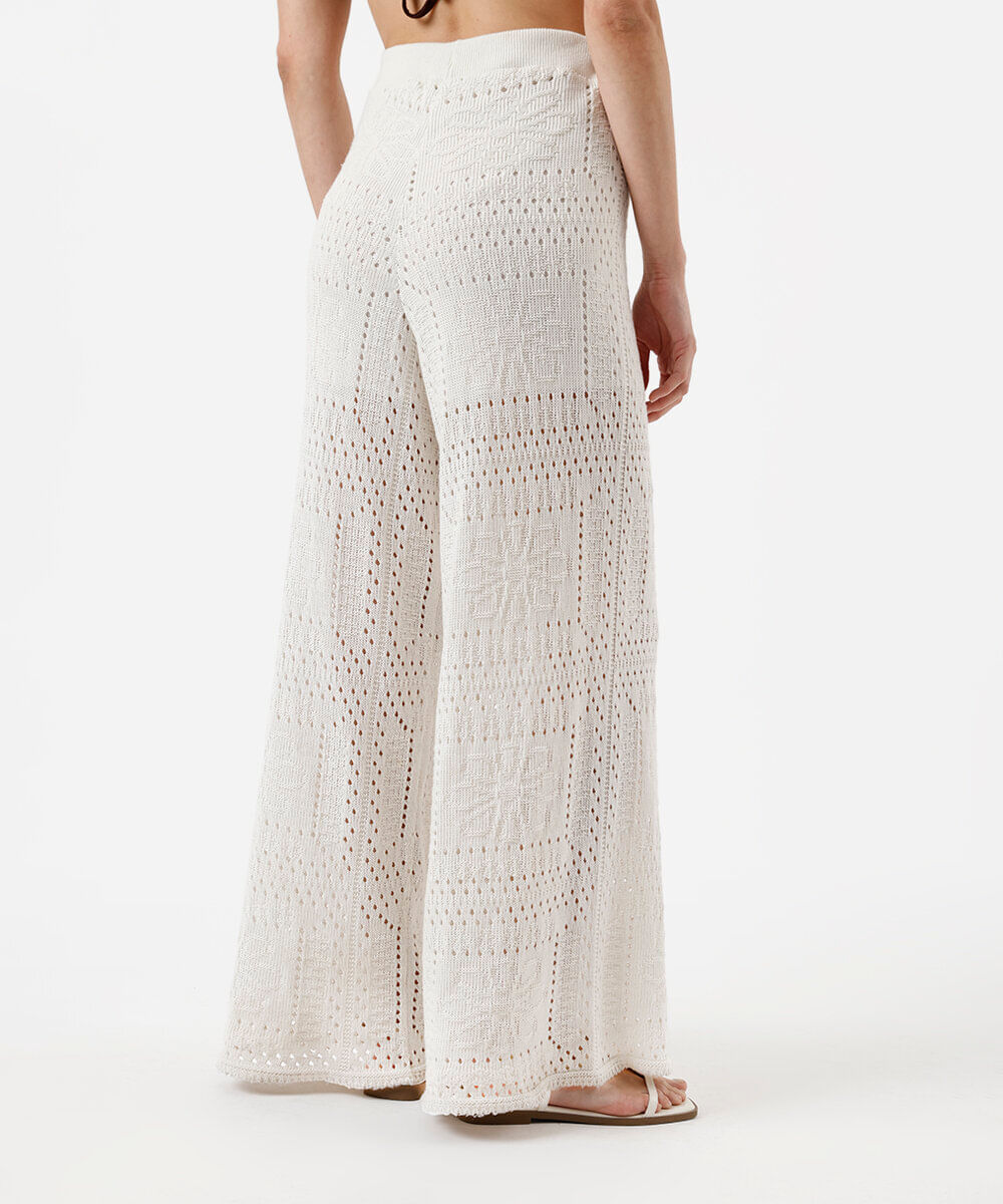 calça pantalona de tricot floral texturizada off white
