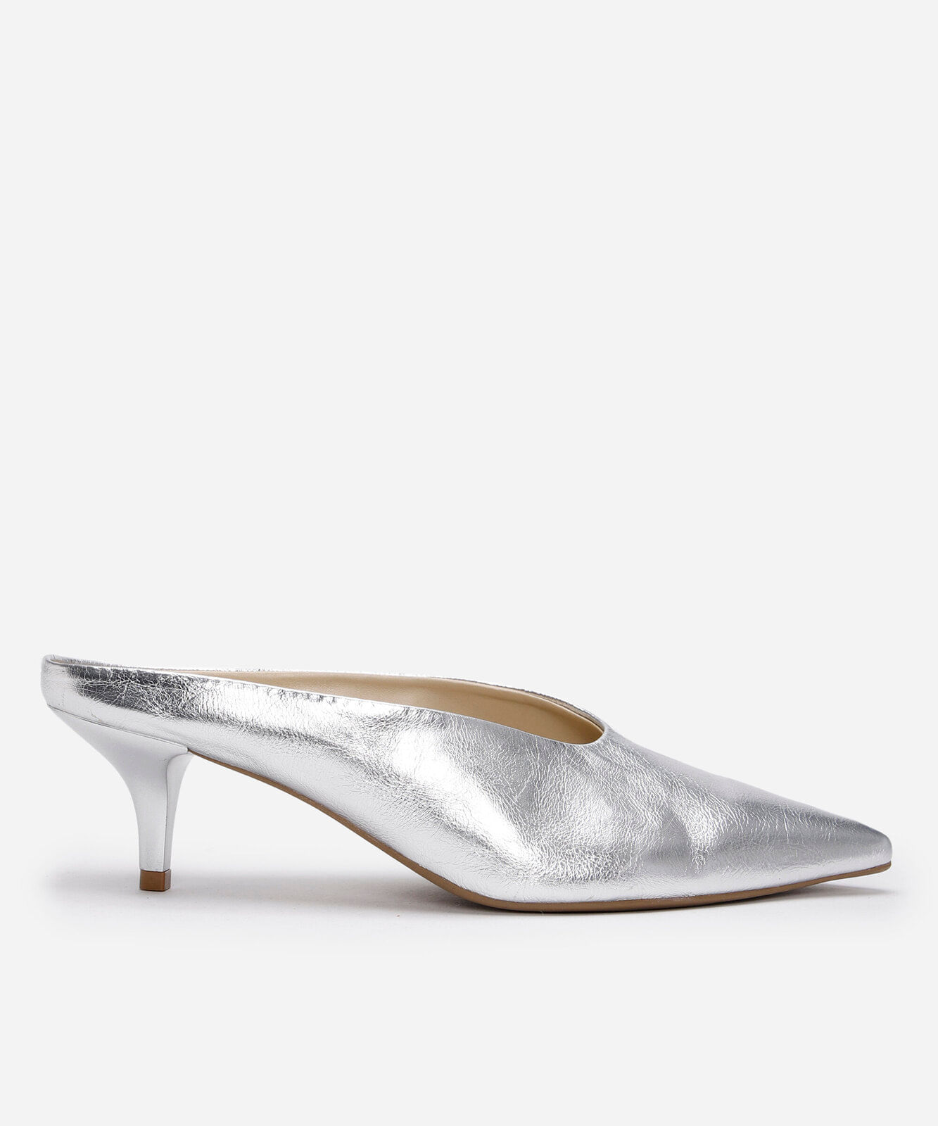 scarpin mule bico fino mindset prateado