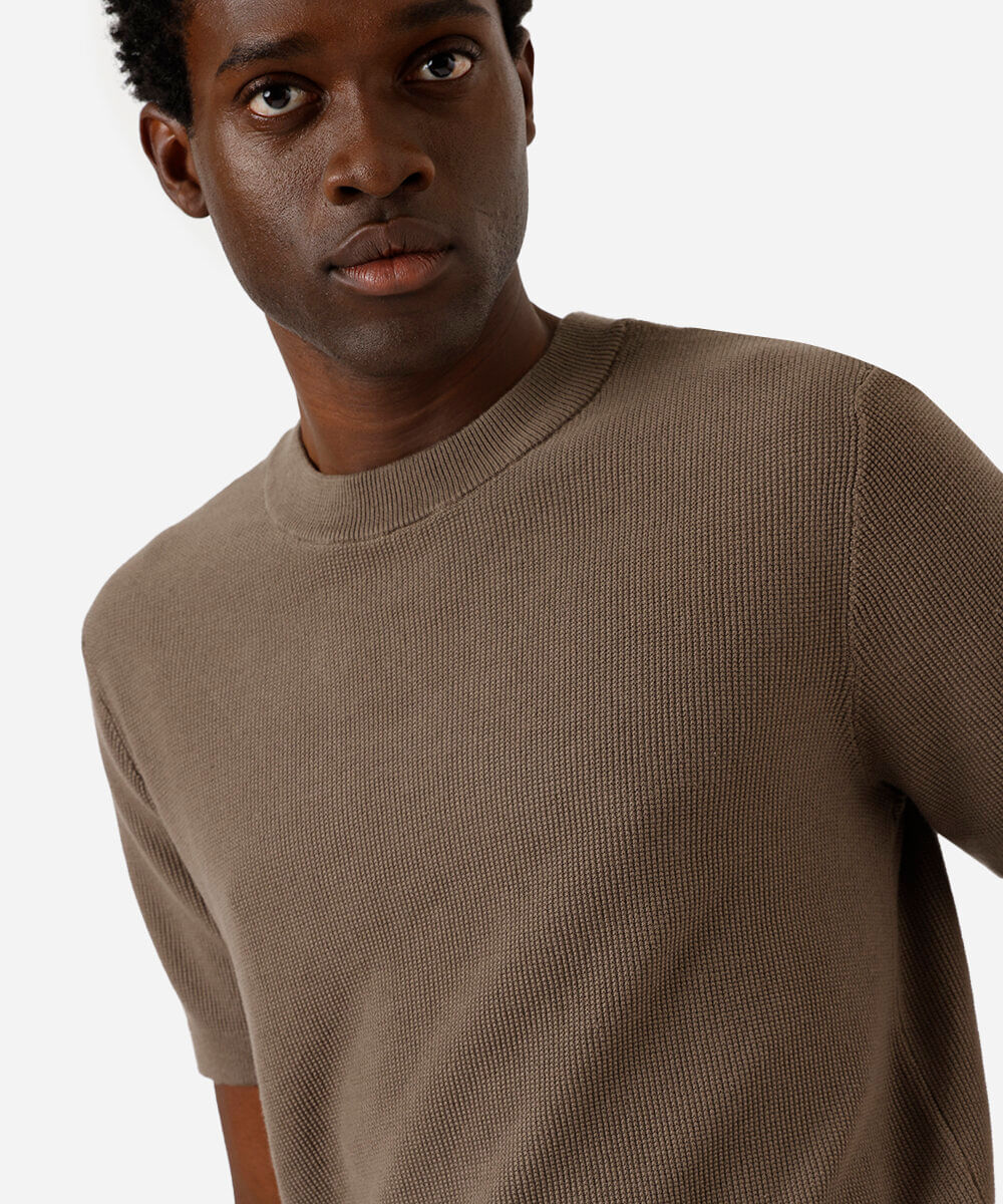camiseta masculina de tricot manga curta bege
