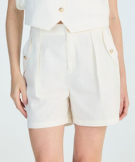 short feminino de alfaiataria com linho e pregas off white