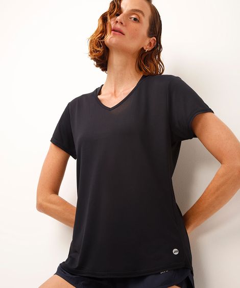 camiseta decote v preta