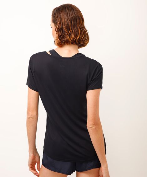 camiseta decote v preta
