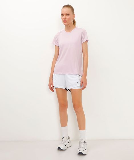 camiseta feminina esportiva manga curta com listras lilás