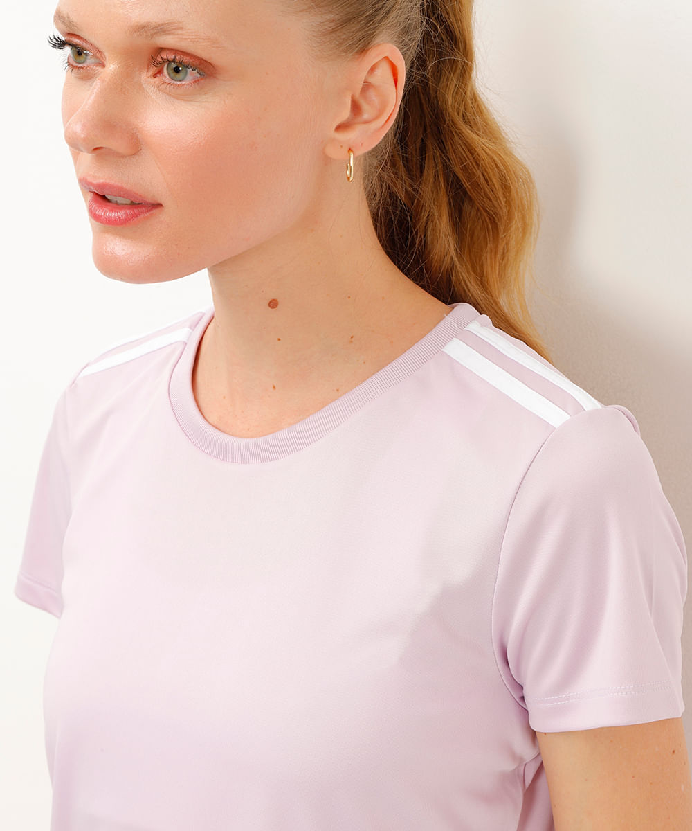 camiseta feminina esportiva ace manga curta com listras lilás