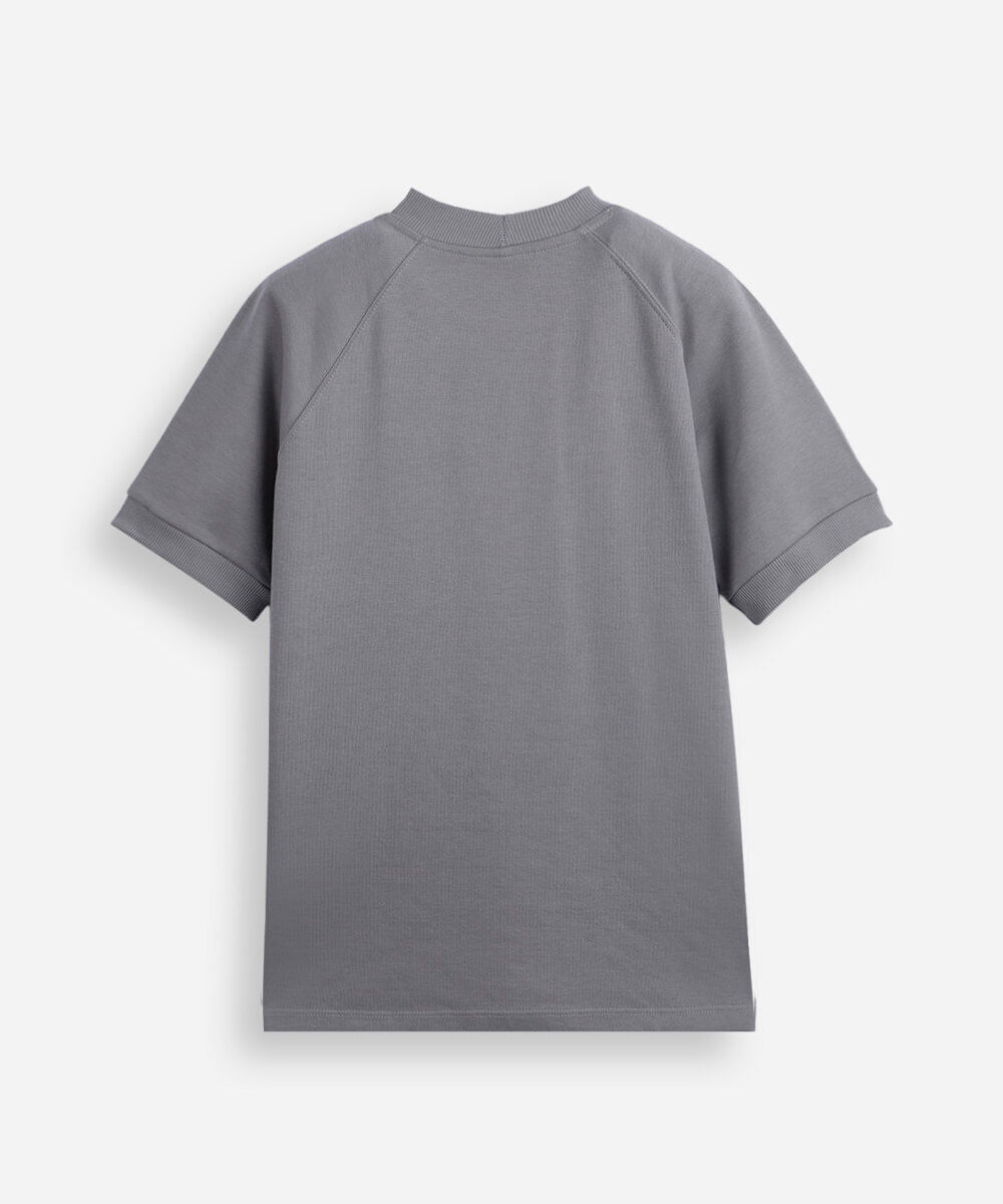 camiseta juvenil oversized cinza