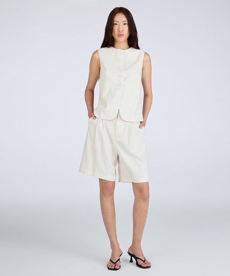 short reto feminino de alfaiataria com strass poá bege