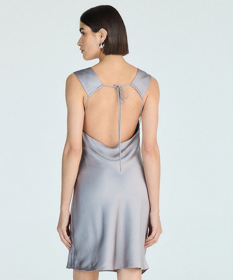 vestido curto feminino acetinado com amarração cinza