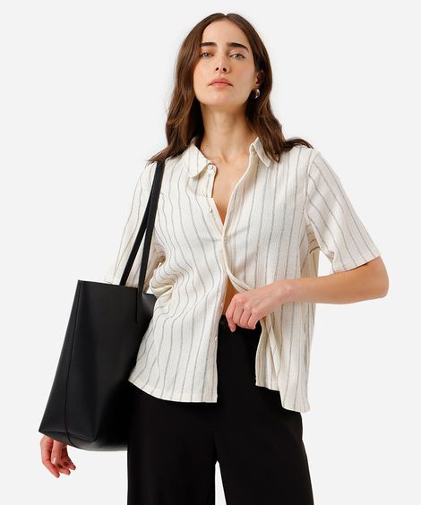 camisa feminina manga curta texturizada listrada básica bege