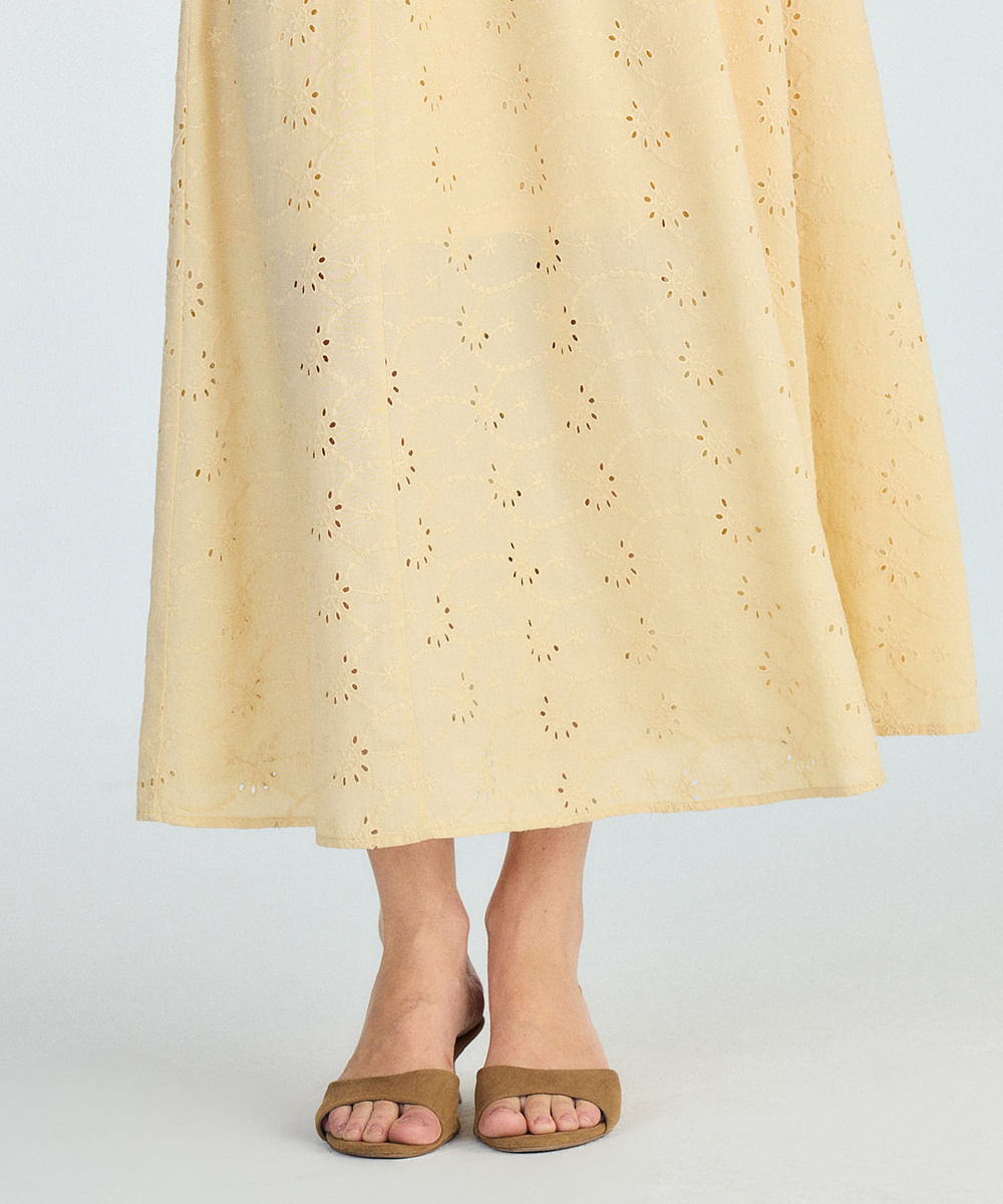 saia midi evasê feminina de laise amarela
