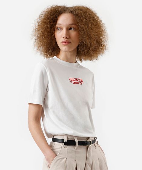 camiseta feminina stranger things em algodão com manga curta - off white