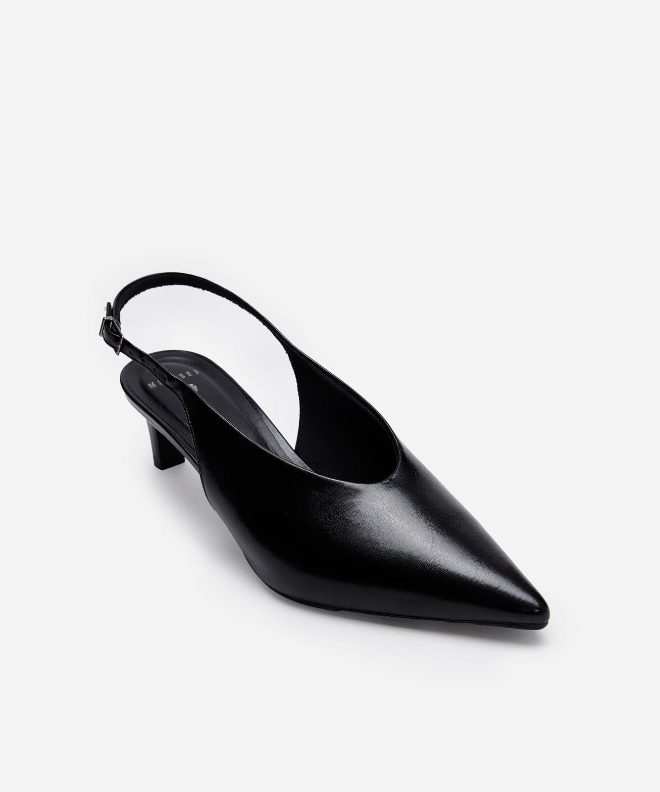 scarpin bico fino mindset preto