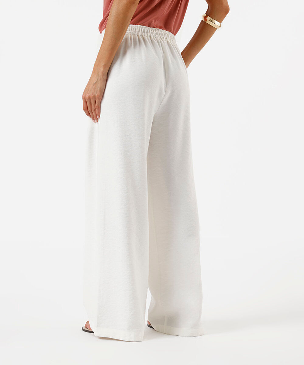 calça feminina wide leg de viscose com pregas off white