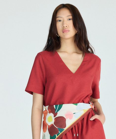 blusa feminina com linho decote v básica vermelha