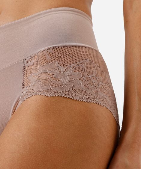 calcinha caleçon com renda demillus bege