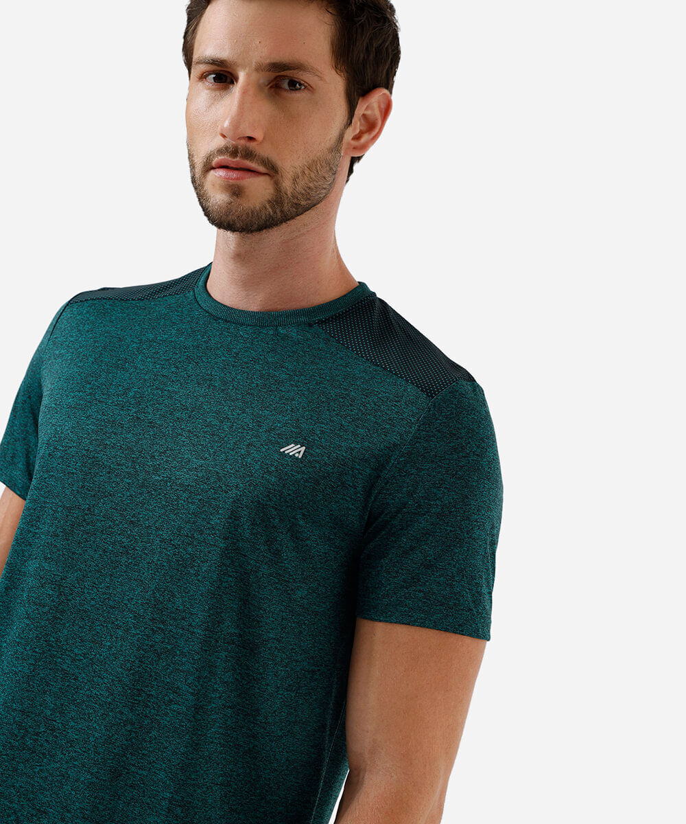 camiseta masculina esportiva com recorte verde