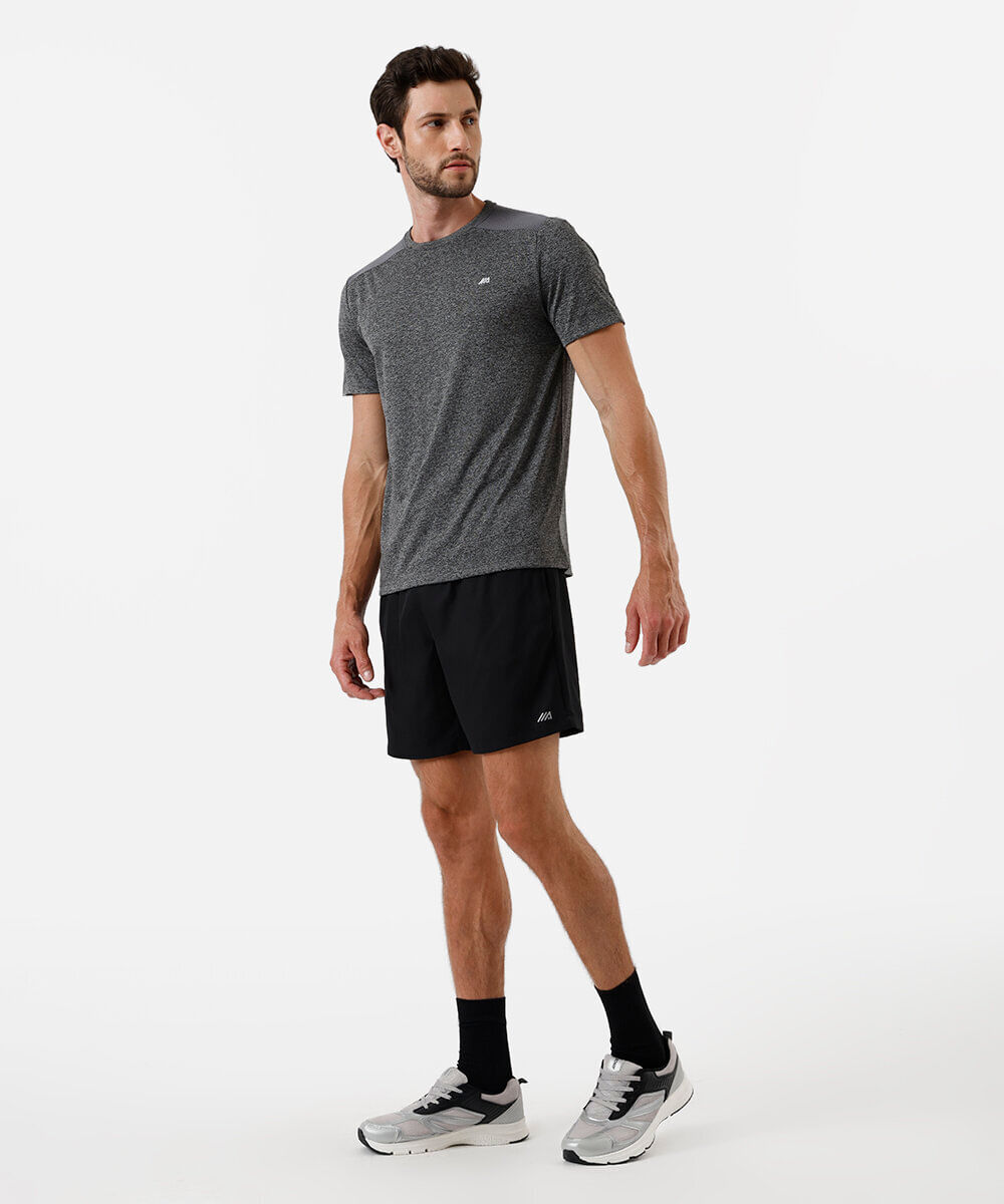 camiseta masculina esportiva com recorte cinza