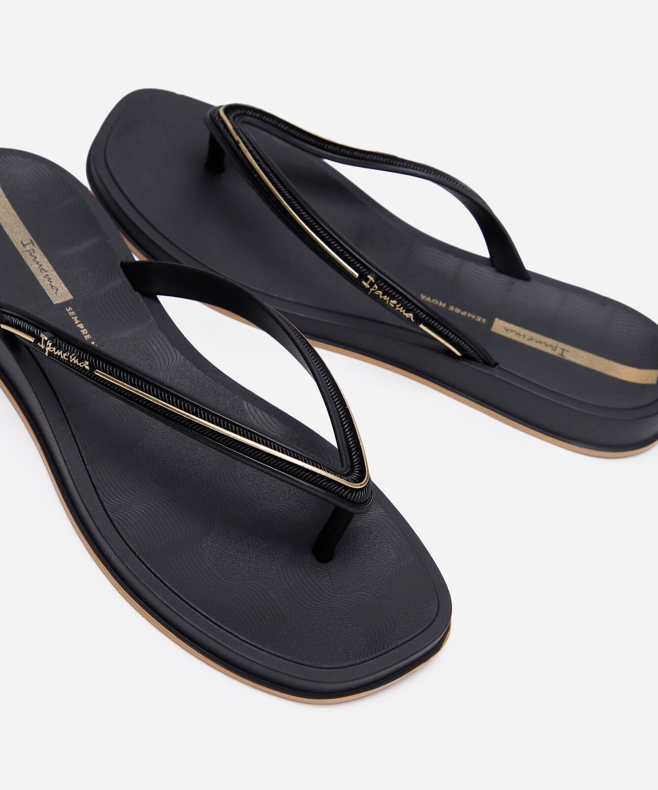 chinelo ipanema glow preto