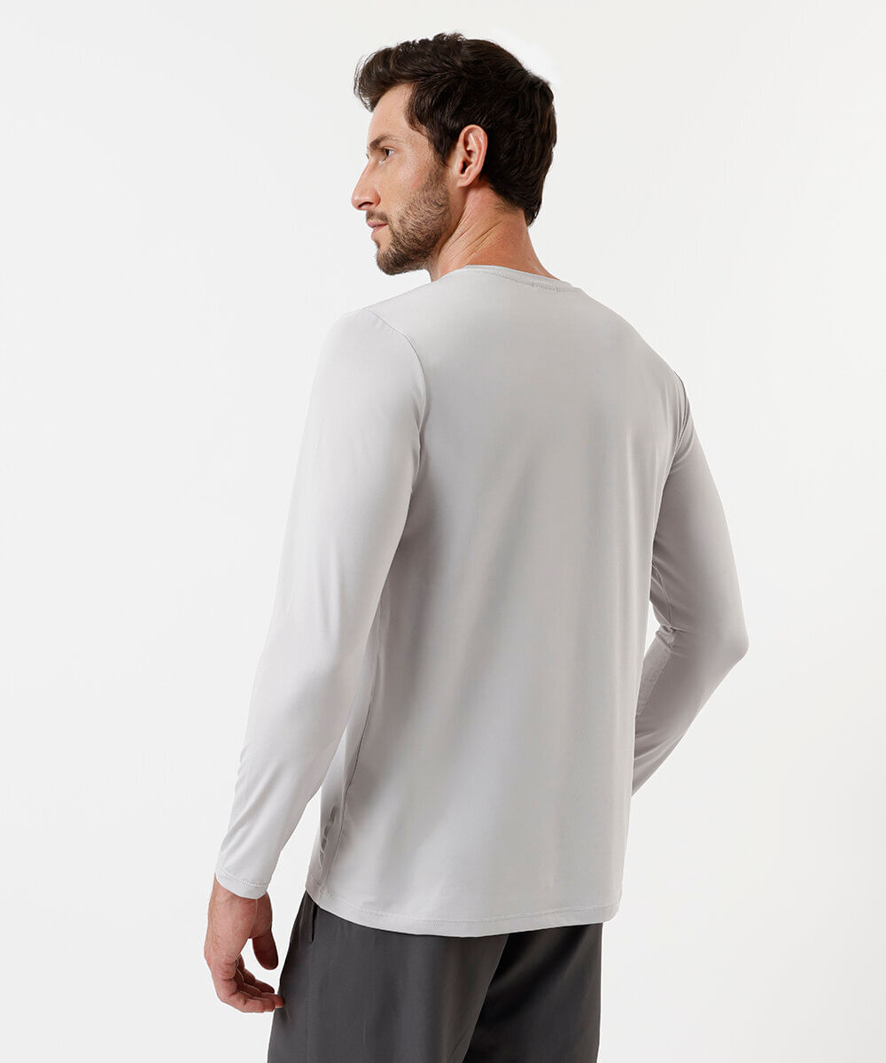 camiseta esportiva com proteção uv cinza