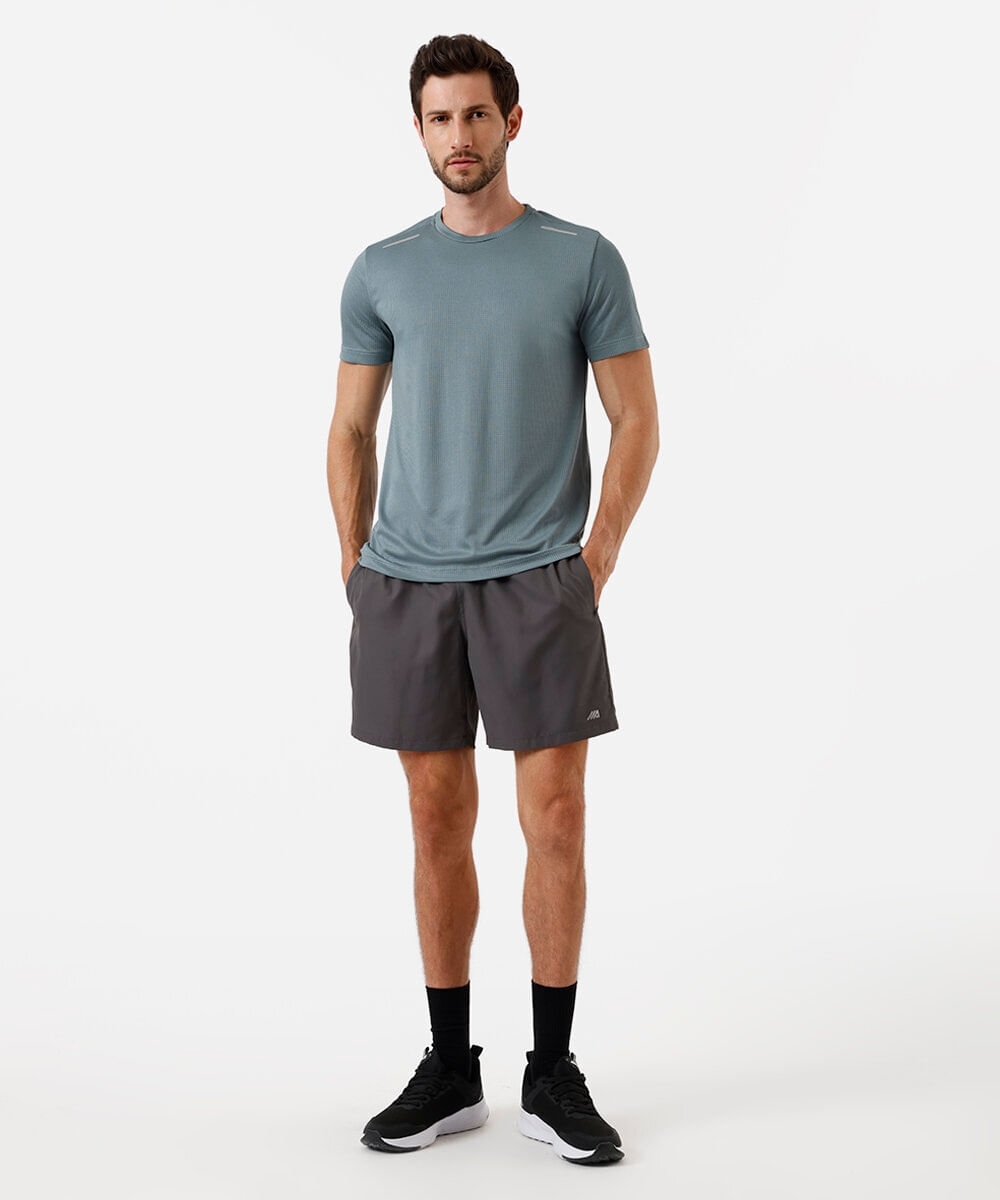 camiseta masculina esportiva quadriculada cinza