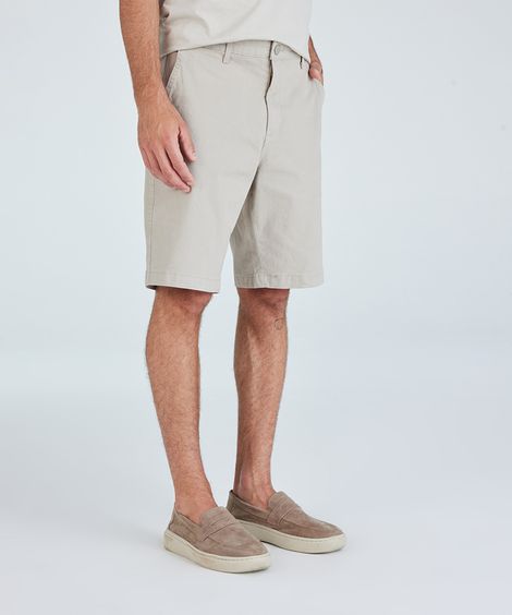 bermuda reta de sarja com bolsos chino verde