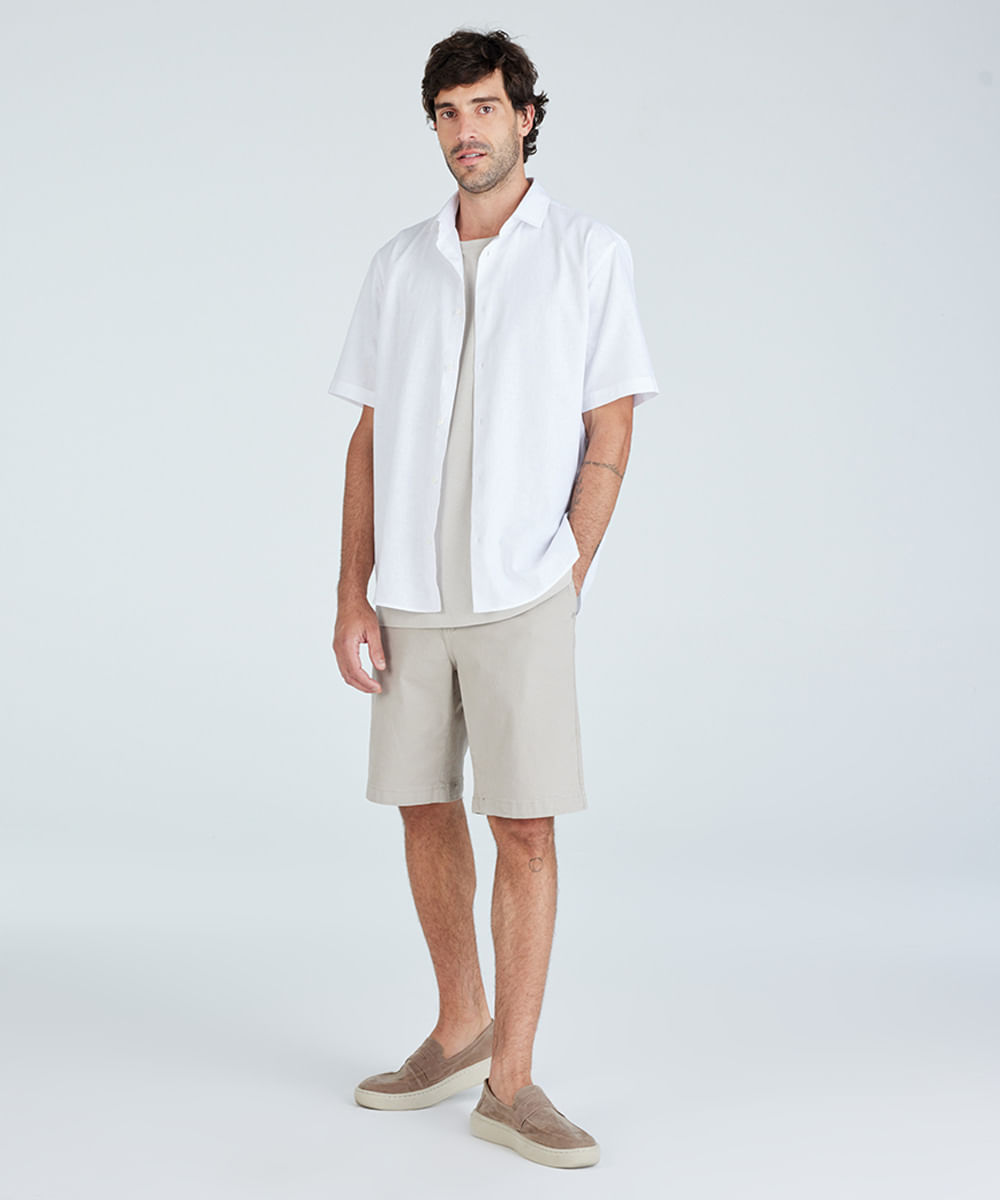 bermuda reta de sarja com bolsos chino verde