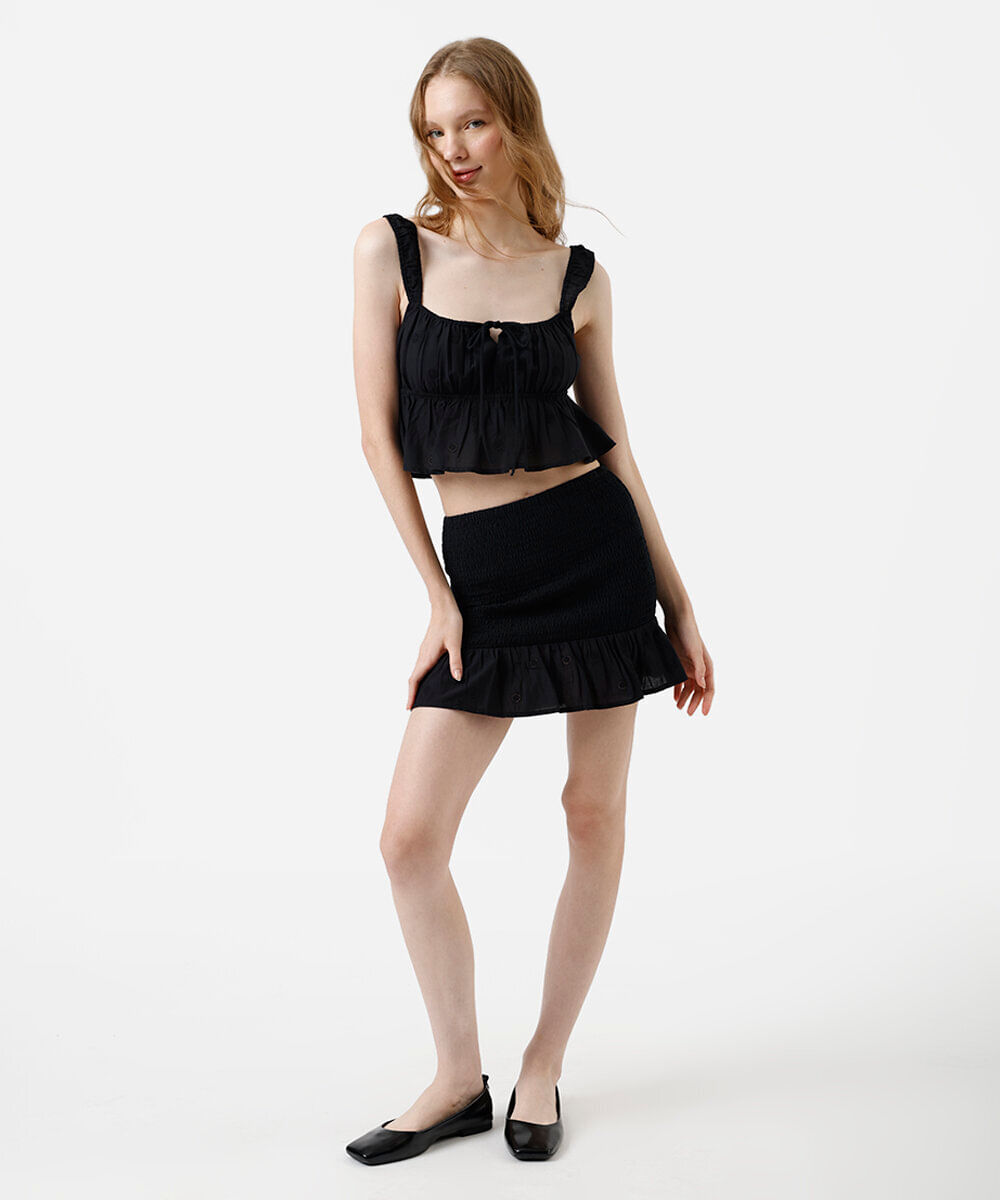 cropped feminino de algodão franzido com bordado preto