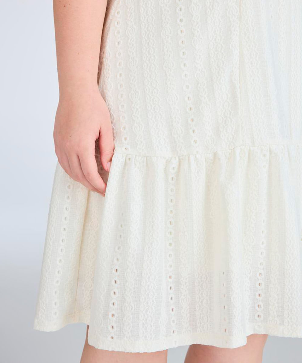 vestido curto de laise plus size off white