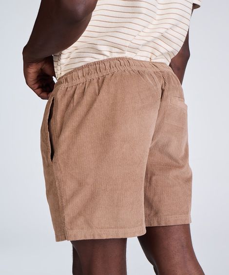 short de veludo cotelê com bolsos marrom