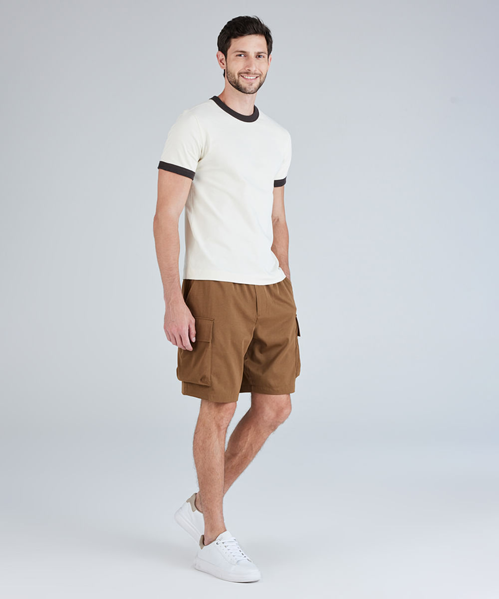 bermuda baggy masculino com bolso cargo marrom
