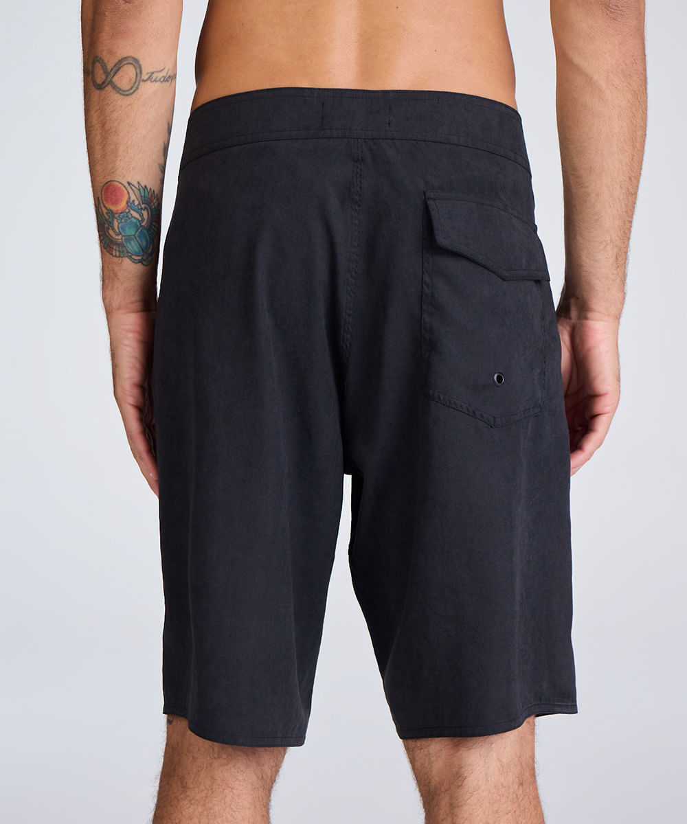 short boardshort masculino com recortes preto