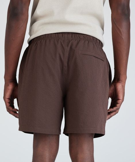 short reto masculino texturizado marrom