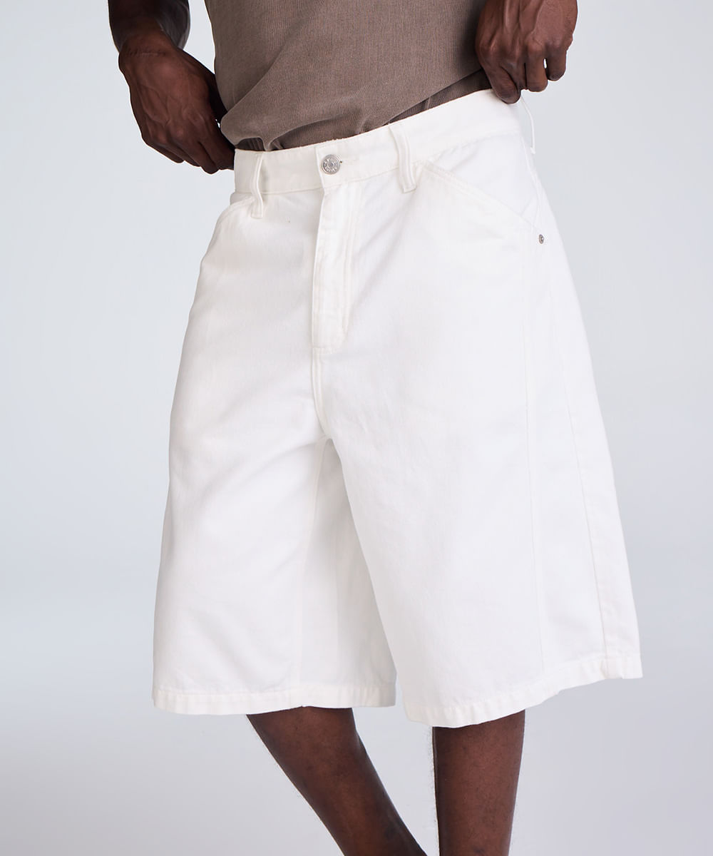 bermuda baggy masculina de sarja com recorte off white
