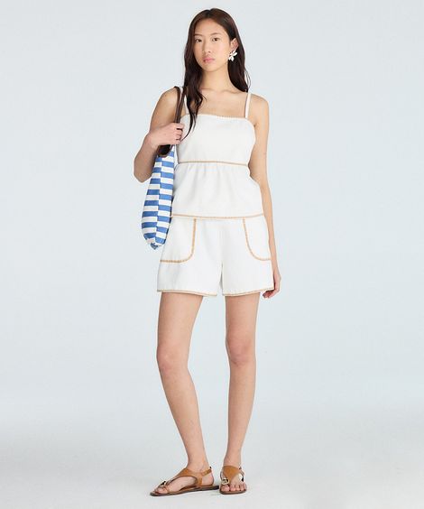 short reto feminino de sarja com bordado off white