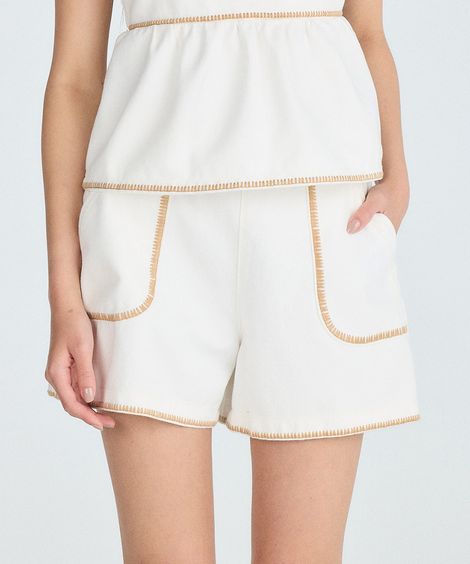 short reto feminino de sarja com bordado off white