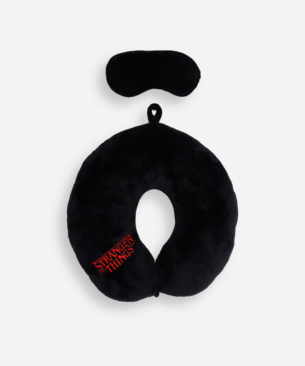 apoio de pescoço com máscara de dormir stranger things preto