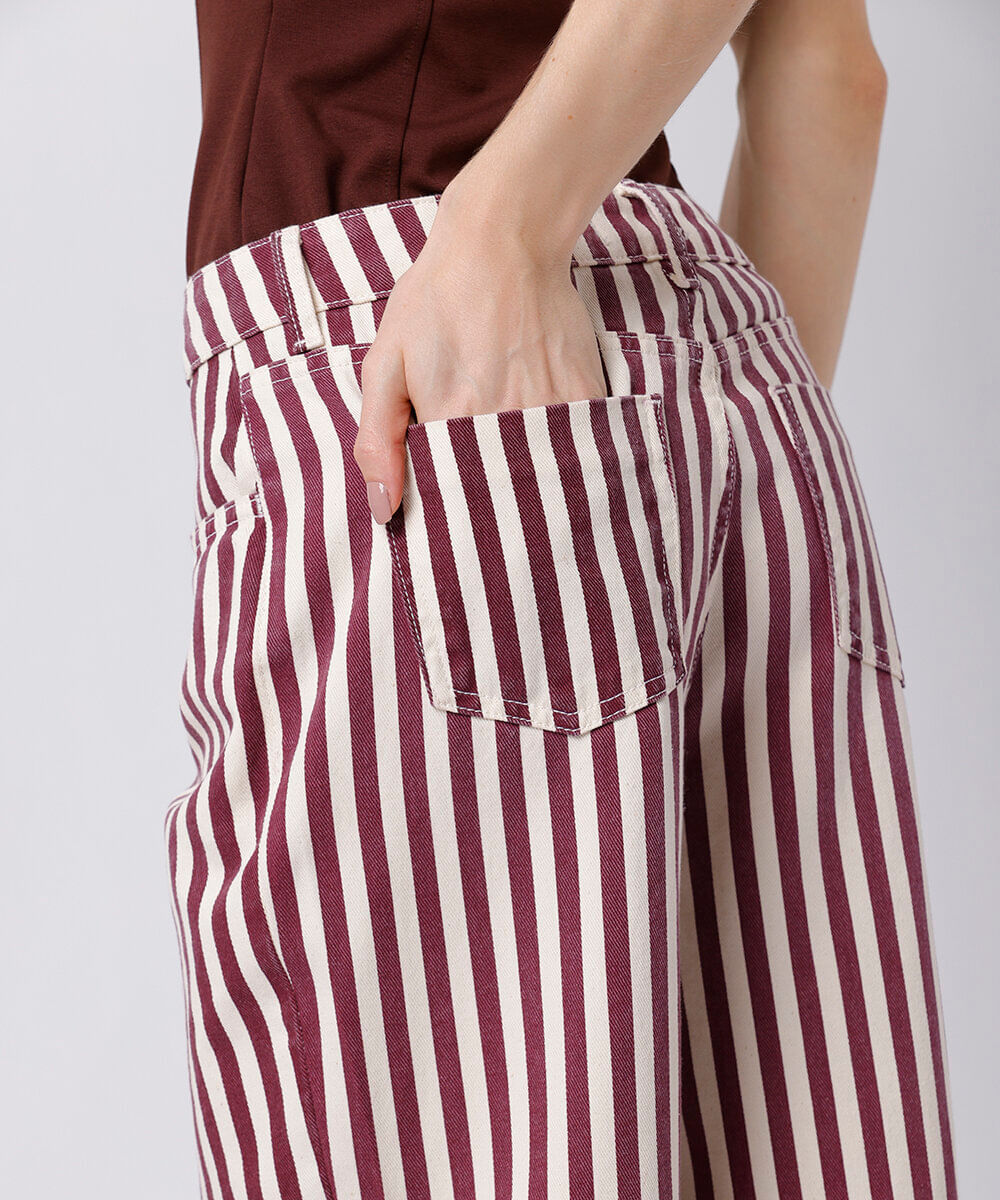 calça reta feminina de sarja listrada mindset vinho