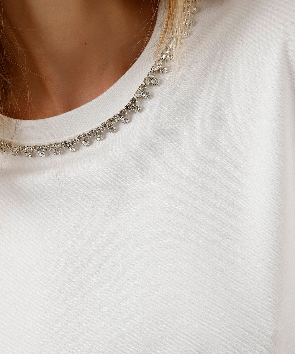 blusa feminina com viscose e brilhos manga curta off white